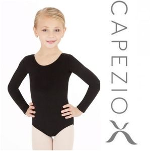 Capezio Little Girl's Long Sleeve Leotard Size S